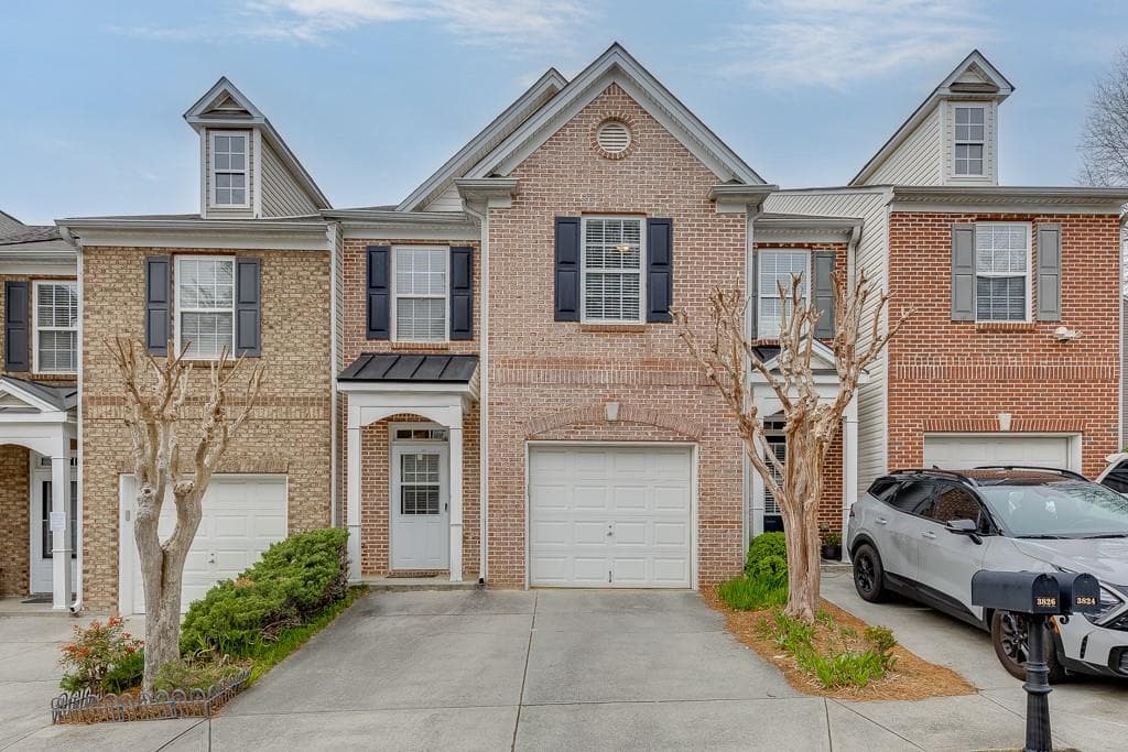 3 bedroom, 3 bathroom townhouse sold at 3826 Dandridge Way, Duluth, GA 30096