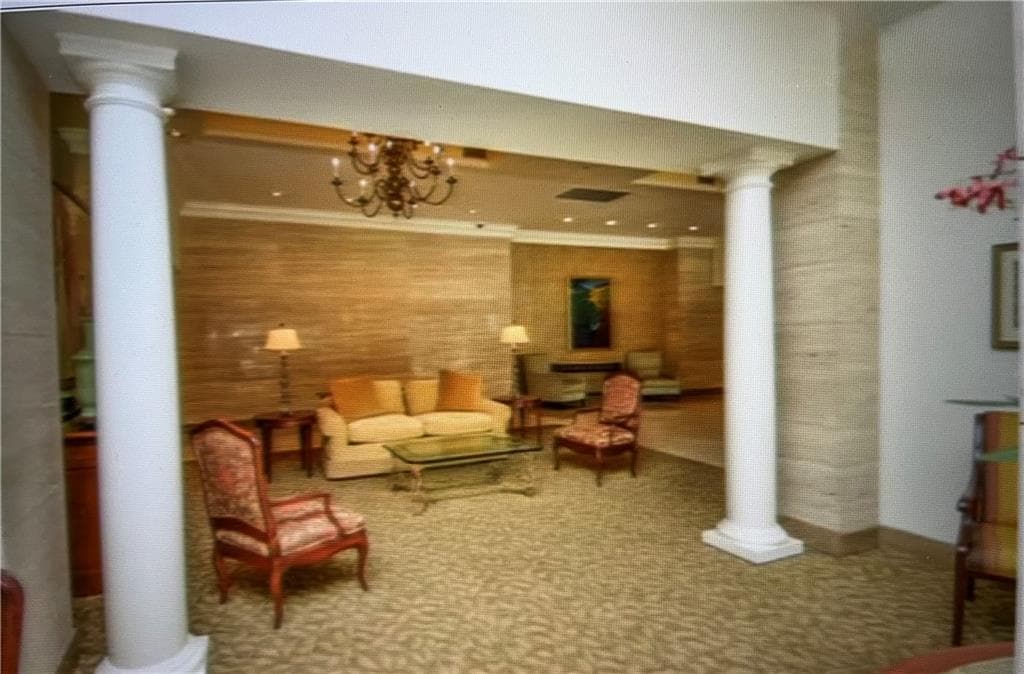 1 bedroom, 1 bathroom, 629 sq ft condominium sold at 300 Peachtree Street 9A, Atlanta, GA 30308