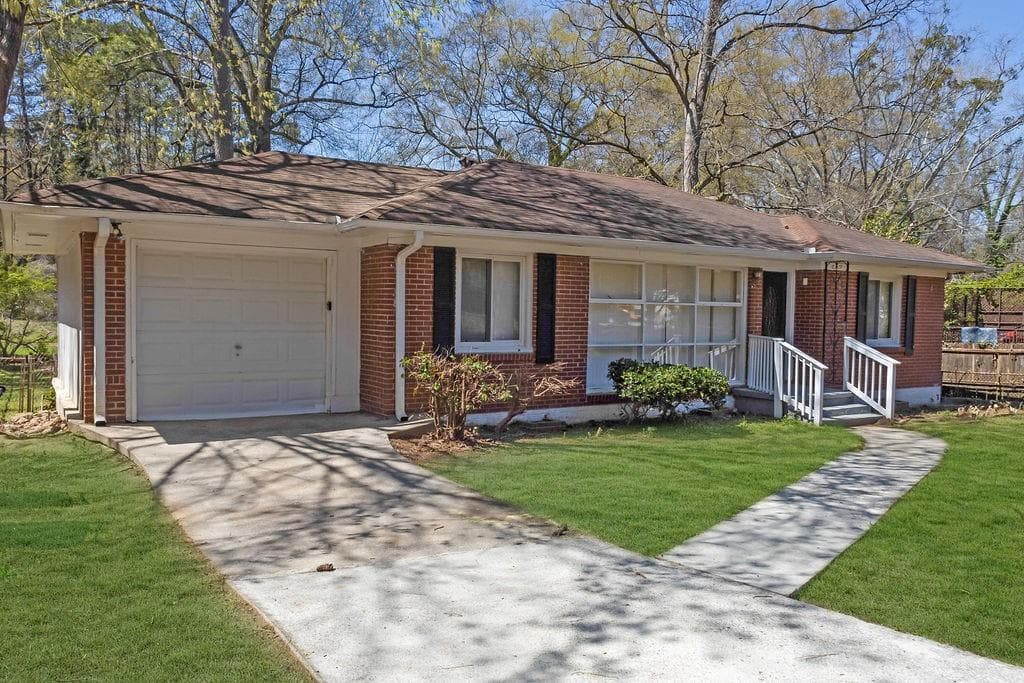 3 bedroom, 2 bathroom single family residence sold at 2261 Headland Terrace, Atlanta, GA 30344