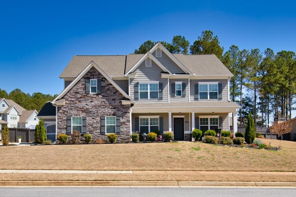 5 bedroom, 4 bathroom single family residence sold at 2346 Persimmon Chase, Monroe, GA 30656