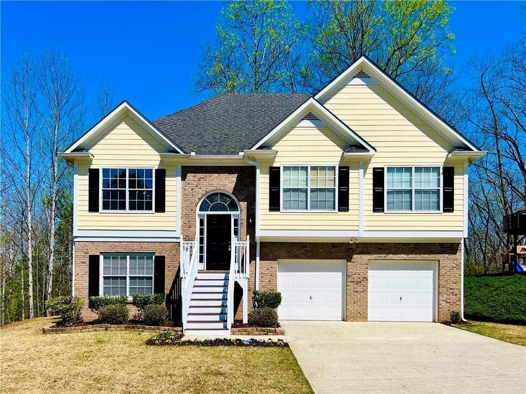 5 bedroom, 3 bathroom single family residence sold at 4962 Newpark Lane, Acworth, GA 30101