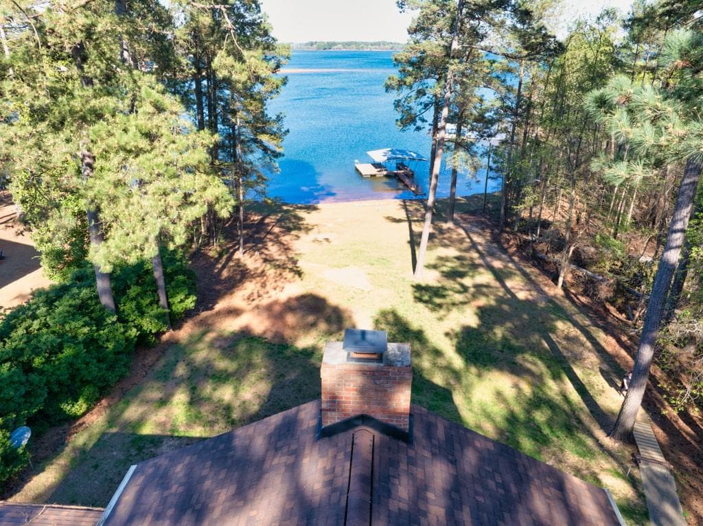 4 bedroom, 3 bathroom single family residence sold at 321 Cedar Lane, Hartwell, GA 30643