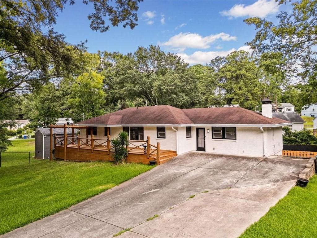4 bedroom, 3 bathroom, 3,114 sq ft single family residence sold at 215 COLLUM Street, Atlanta, GA 30314