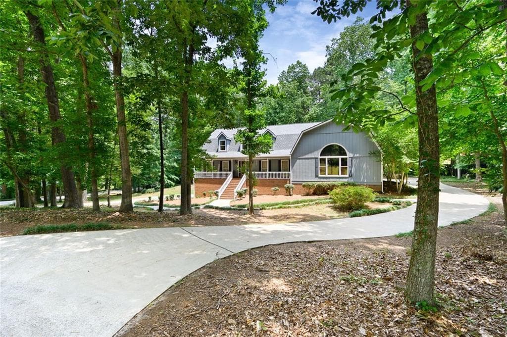 5 bedroom, 5 bathroom, 3,122 sq ft single family residence sold at 4720 TIMBERLAND Drive, Mableton, GA 30126