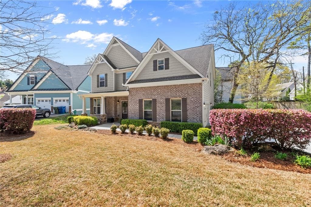 5 bedroom, 4 bathroom single family residence sold at 1830 Marietta Road, Atlanta, GA 30318