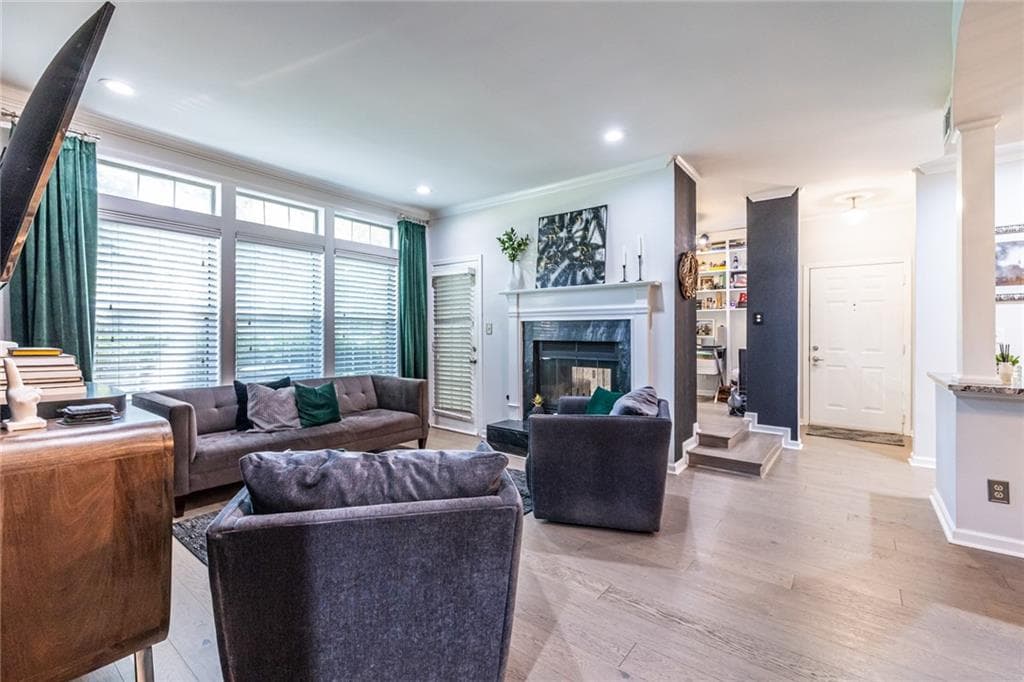 1 bedroom, 1 bathroom condominium sold at 240 Renaissance Parkway 106, Atlanta, GA 30308