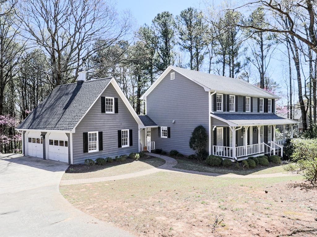 5 bedroom, 4 bathroom single family residence sold at 3784 Overlook Trail, Kennesaw, GA 30144