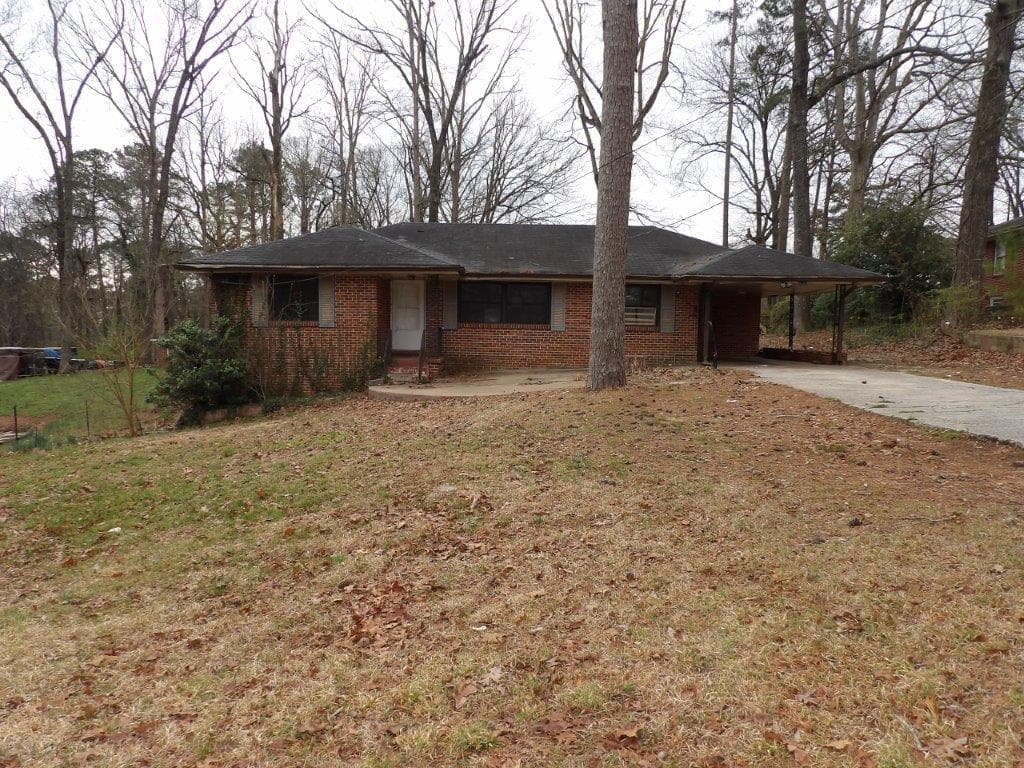 3 bedroom, 2 bathroom single family residence sold at 4269 Mercer Road, Decatur, GA 30035