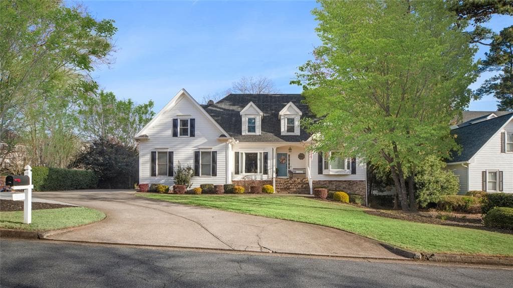 5 bedroom, 5 bathroom single family residence sold at 3351 Woodington Court, Marietta, GA 30067