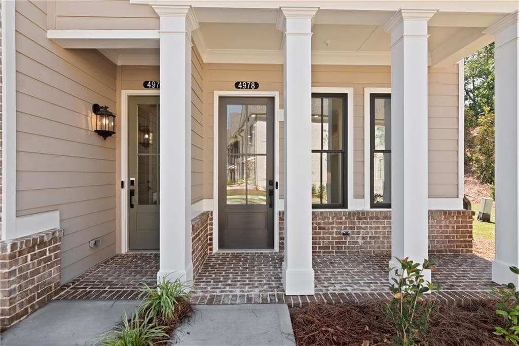 2 bedroom, 3 bathroom condominium sold at 4941 Sudbrook Way 226, Peachtree Corners, GA 30092
