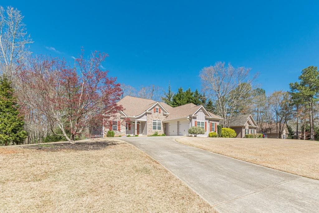 5 bedroom, 5 bathroom single family residence sold at 117 Zachary Drive, Carrollton, GA 30117