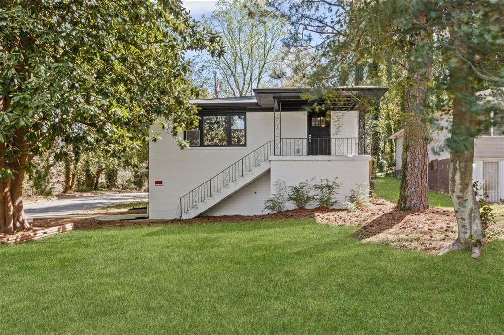 4 bedroom, 3 bathroom, 2,663 sq ft single family residence sold at 175 Holly Road, Atlanta, GA 30314