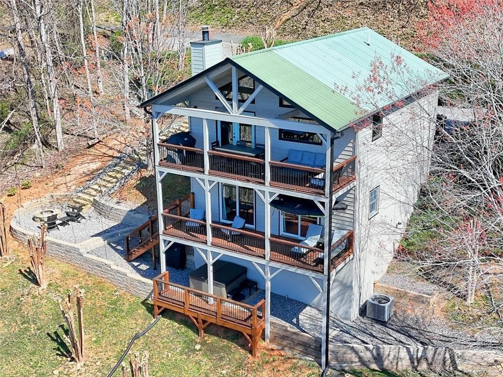 182 DOE Trail, Hiawassee, GA 30546 — most recent listing photo