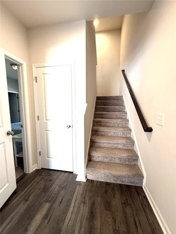3 bedroom, 4 bathroom, 2,078 sq ft townhouse under contract at 3567 Hidden Valley Circle, Lawrenceville, GA 30044 — photo 6