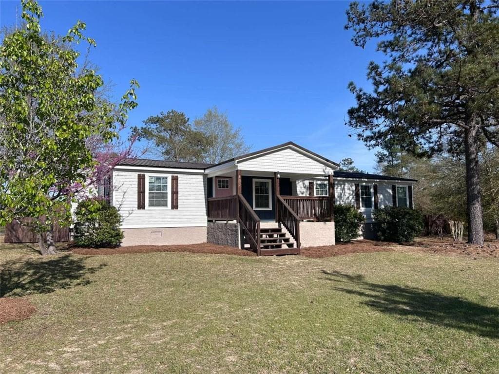 3 bedroom, 2 bathroom single family residence sold at 437 Tucker Road, Lizella, GA 31052