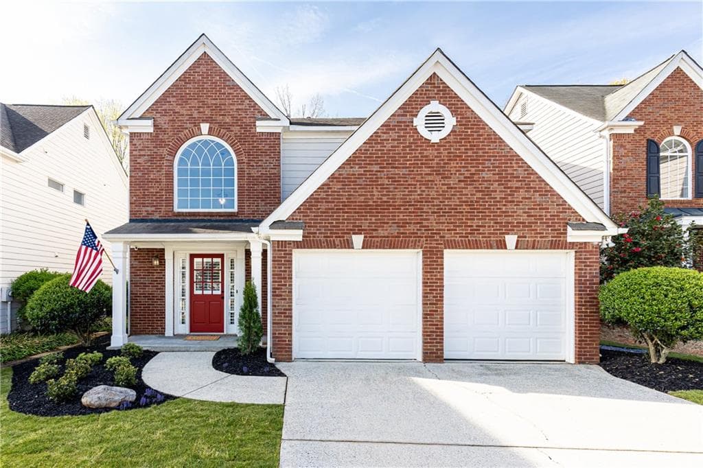 3 bedroom, 3 bathroom single family residence sold at 2270 Ashton Drive, Roswell, GA 30076