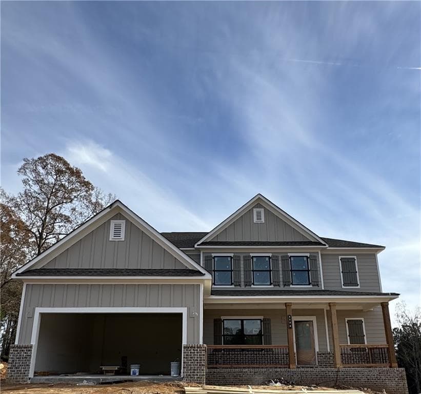 4 bedroom, 3 bathroom single family residence sold at 1176 Red Oak Boulevard, Loganville, GA 30052