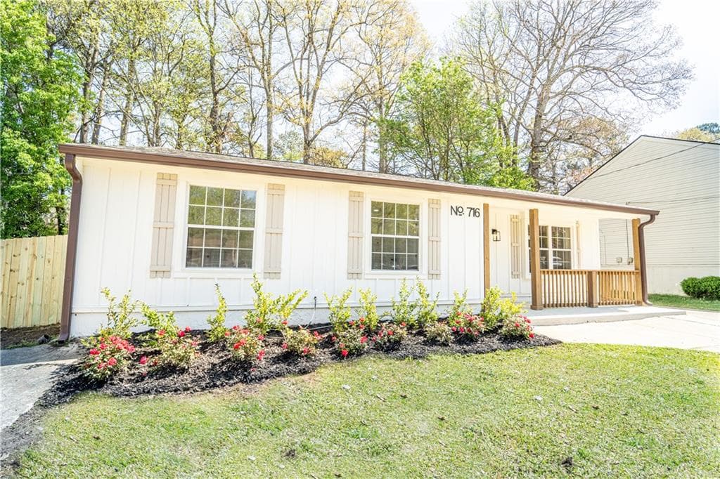 3 bedroom, 2 bathroom single family residence sold at 716 Sunfield Drive, Lilburn, GA 30047