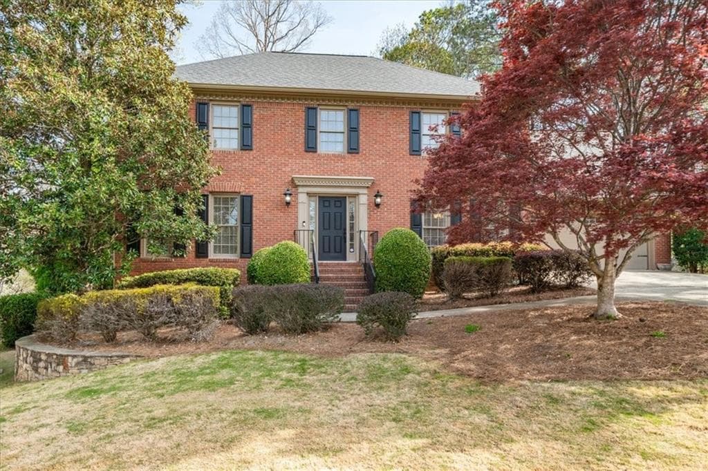 4 bedroom, 4 bathroom single family residence sold at 635 Holyrood Way, Alpharetta, GA 30022