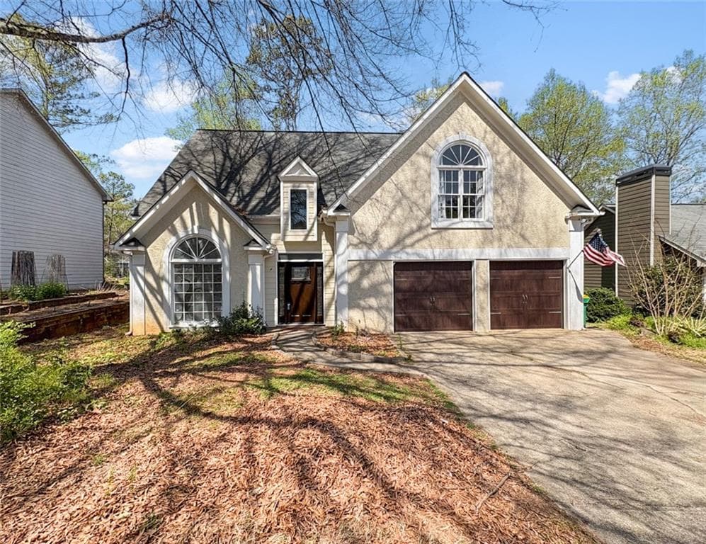 3 bedroom, 3 bathroom single family residence sold at 647 RADFORD Circle, Woodstock, GA 30188