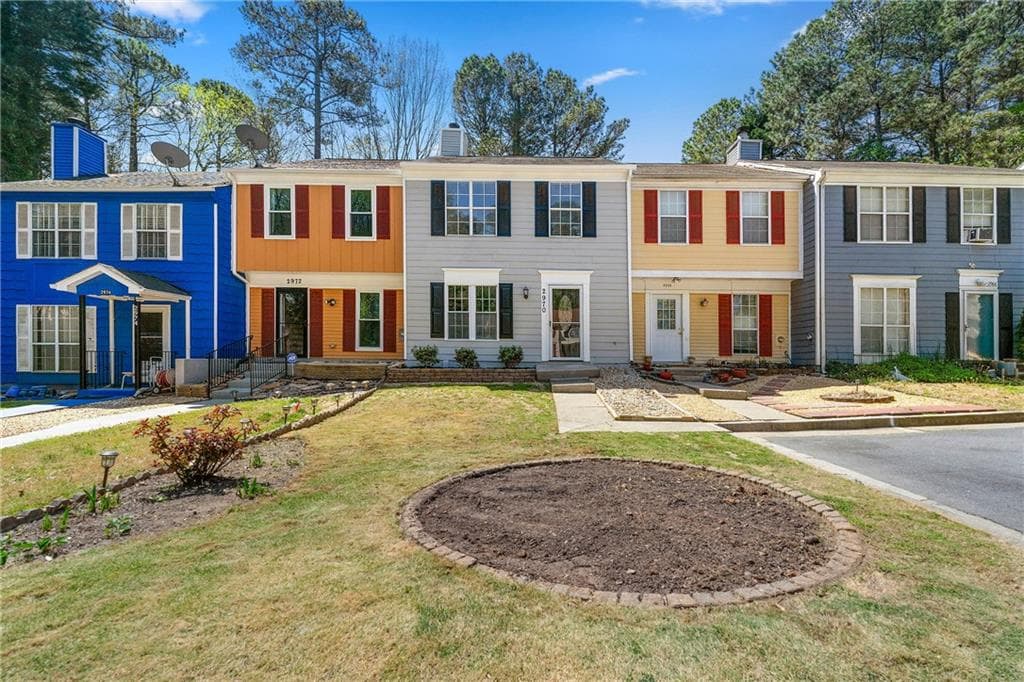 2 bedroom, 3 bathroom, 1,160 sq ft townhouse sold at 2970 Aspen Woods Entry, Atlanta, GA 30360