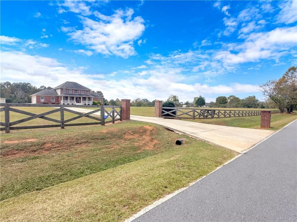 1307 Mccollum Road, Barnesville, GA 30204 — most recent listing photo