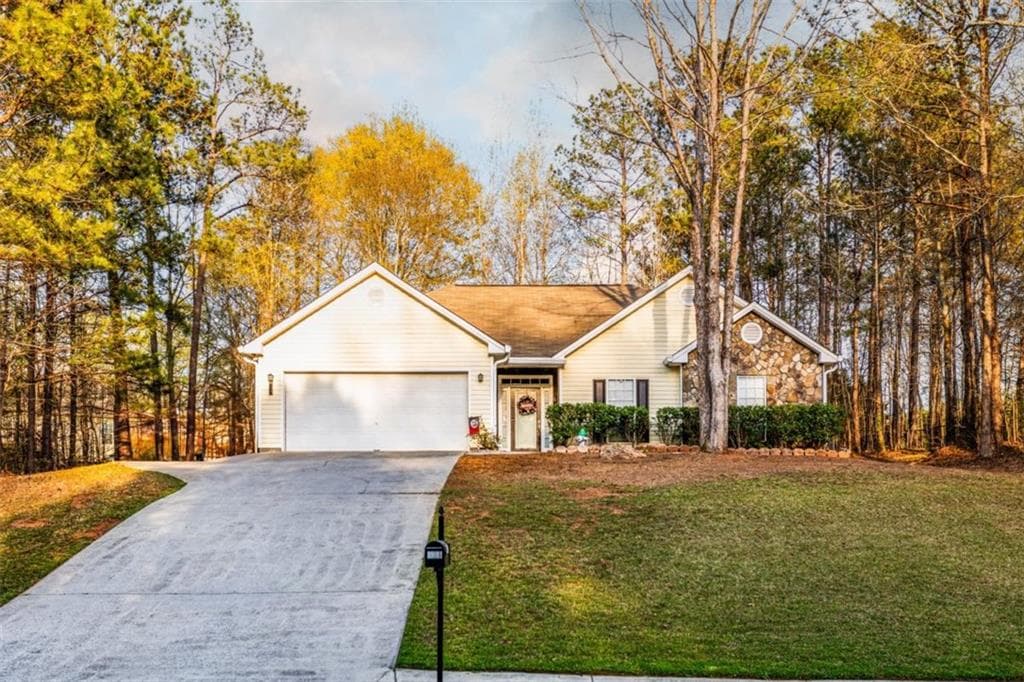 3 bedroom, 2 bathroom single family residence sold at 531 Lindsey Way, Social Circle, GA 30025