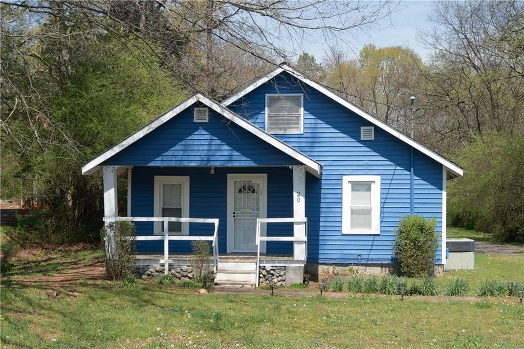 2 bedroom, 1 bathroom single family residence sold at 20 E Iron Belt Road, Cartersville, GA 30120