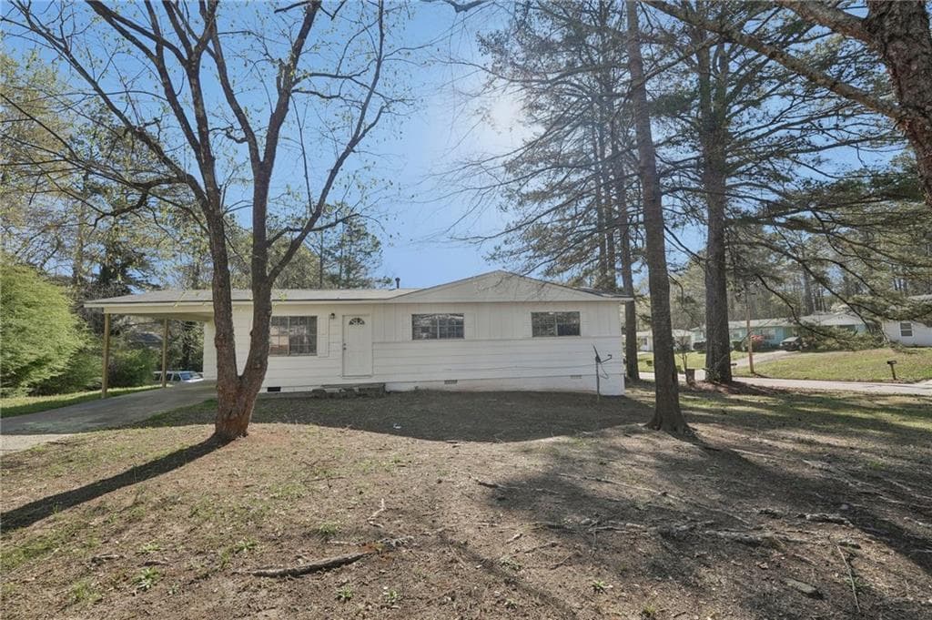 3 bedroom, 1 bathroom single family residence sold at 10152 Griffin Lane, Covington, GA 30014