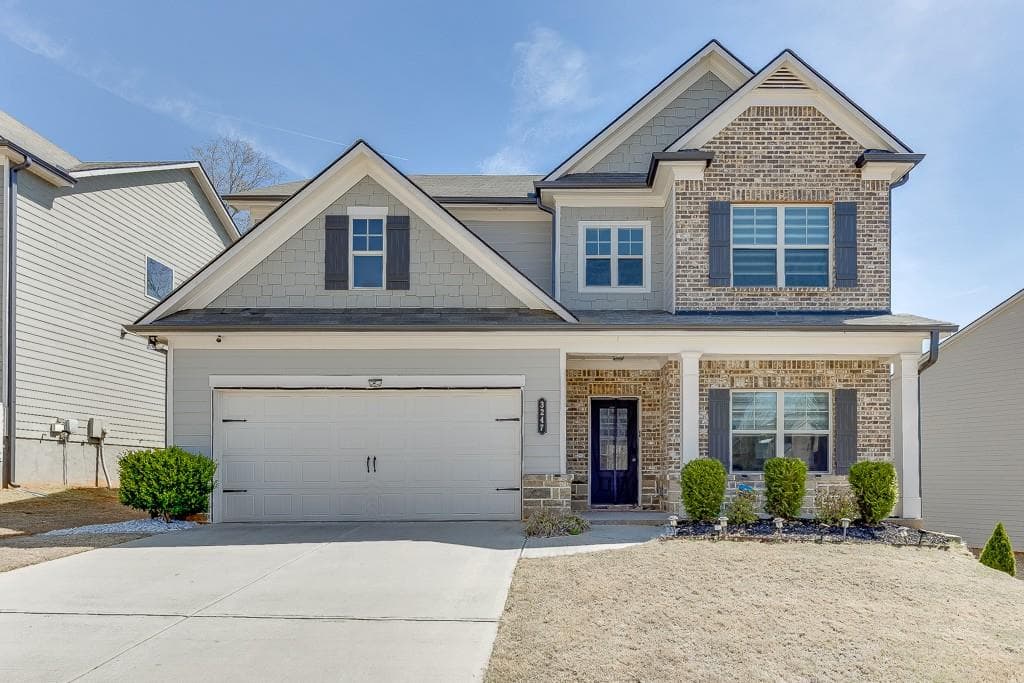 4 bedroom, 3 bathroom, 2,651 sq ft single family residence sold at 3247 Hawthorne Path, Braselton, GA 30517