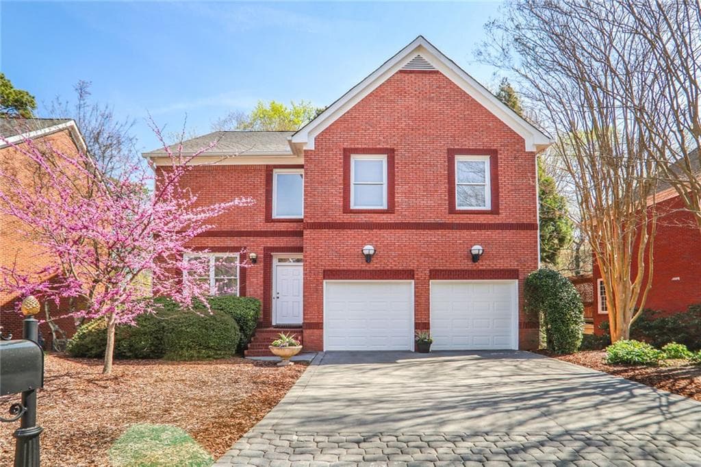 3 bedroom, 3 bathroom single family residence sold at 1926 Regency Cove Court, Atlanta, GA 30341