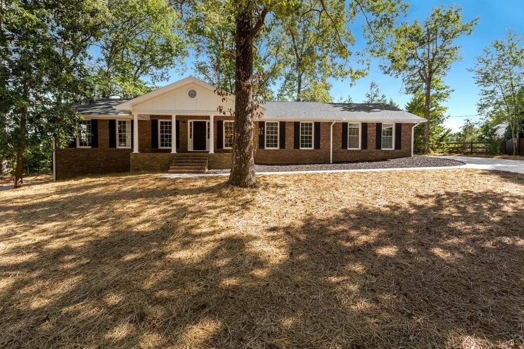 3 bedroom, 3 bathroom single family residence sold at 1035 Cartersville Street, Ball Ground, GA 30107