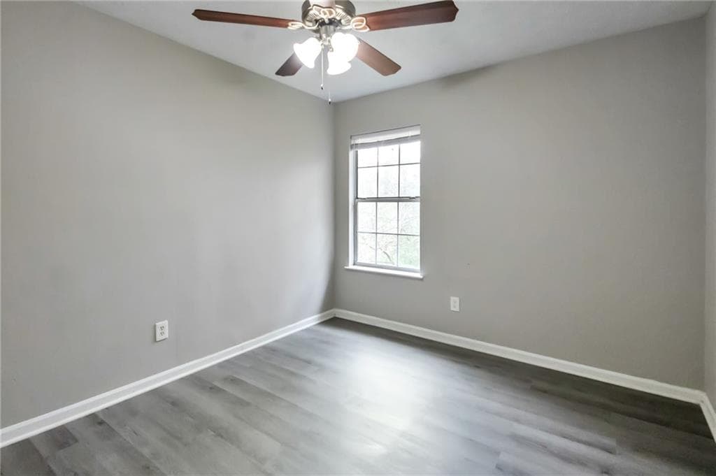 3 bedroom, 2 bathroom, 1,600 sq ft single family residence for sale at 2463 Corner Shoals Drive, Decatur, GA 30034 — photo 9