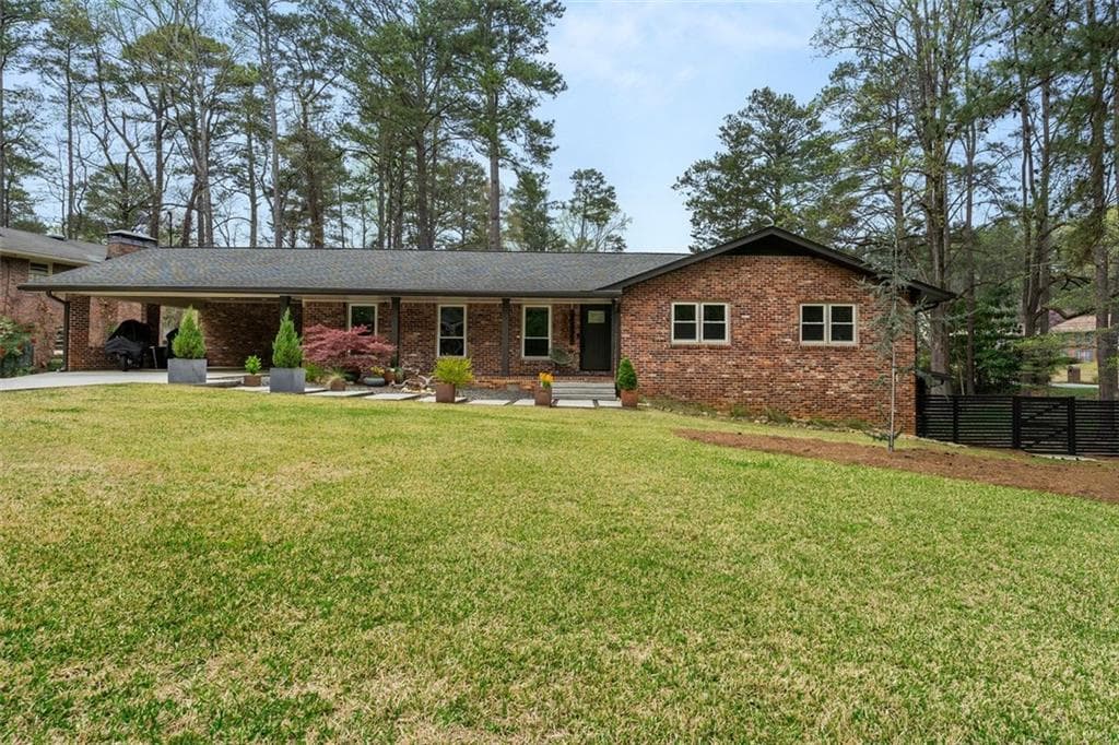 3 bedroom, 3 bathroom single family residence sold at 3504 PALACE Court, Tucker, GA 30084