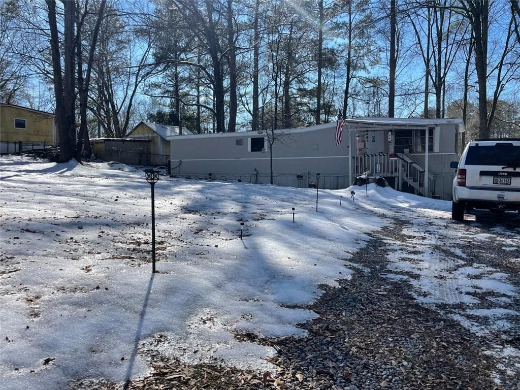 2 bedroom, 1 bathroom single family residence sold at 120 VALLEY Drive, Loganville, GA 30052
