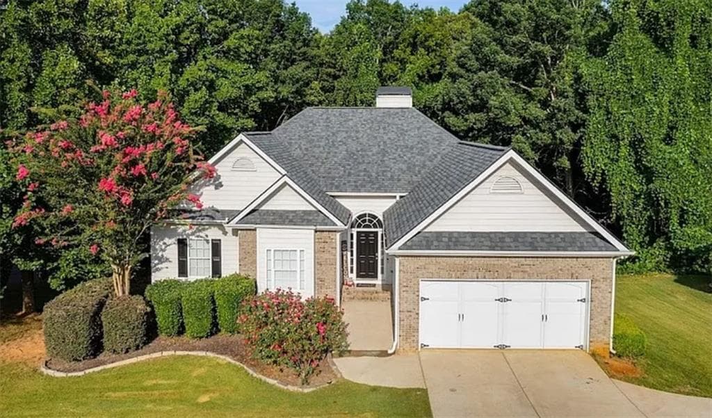 5915 Windsorcreek Drive, Douglasville, GA 30135 — most recent listing photo
