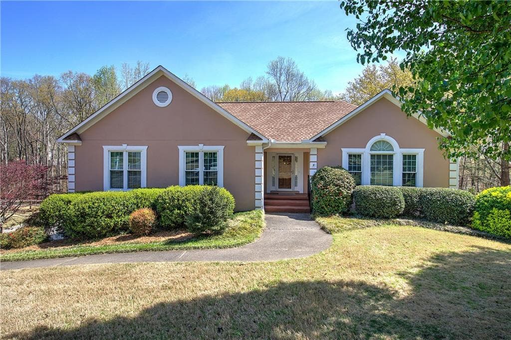 3 bedroom, 2 bathroom single family residence sold at 44 Peppermill Drive, Cartersville, GA 30120