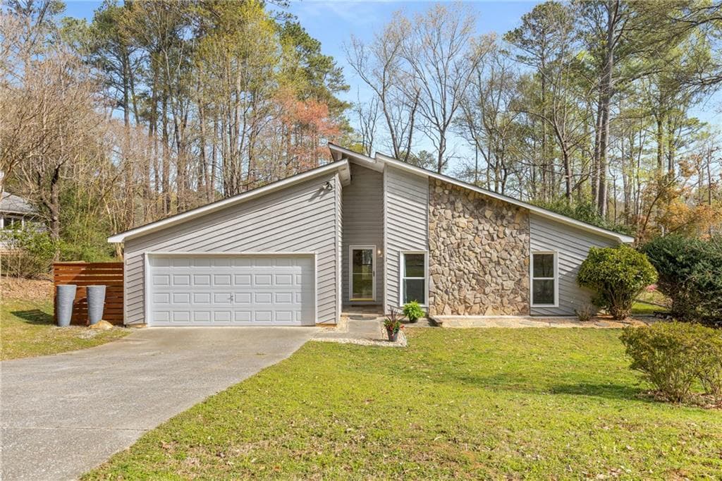 4305 Springfield Drive, Peachtree Corners, GA 30092 — most recent listing photo