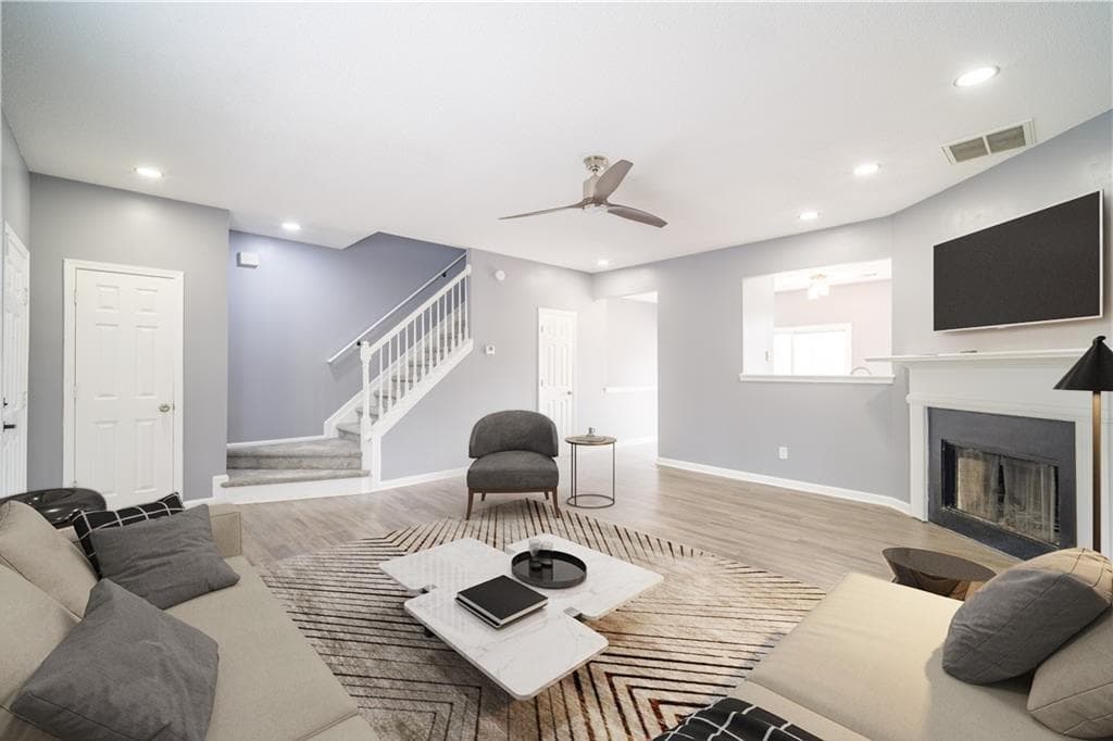 4 bedroom, 3 bathroom townhouse sold at 74 Venture Path, Hiram, GA 30141
