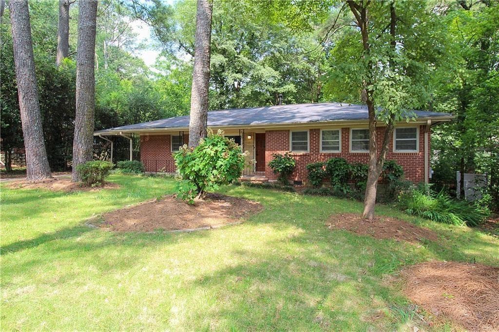 3 bedroom, 2 bathroom single family residence sold at 1386 Sandy Lane, Decatur, GA 30032