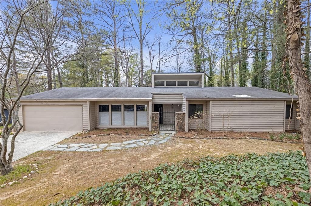 3 bedroom, 2 bathroom single family residence sold at 2243 Provence Court, Marietta, GA 30066