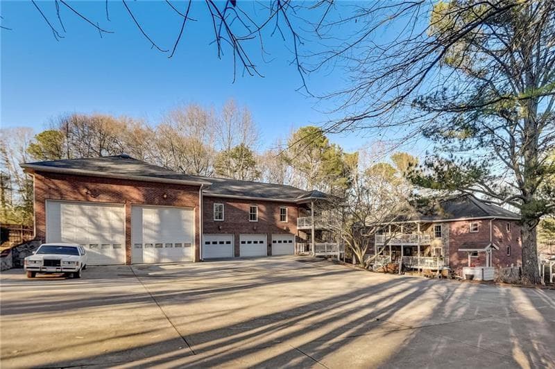 6 bedroom, 9 bathroom, 8,949 sq ft single family residence sold at 6620 Little Mill Road, Gainesville, GA 30506
