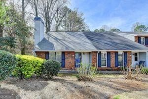 2 bedroom, 2 bathroom townhouse sold at 1335 Jamestowne Trail, Alpharetta, GA 30009