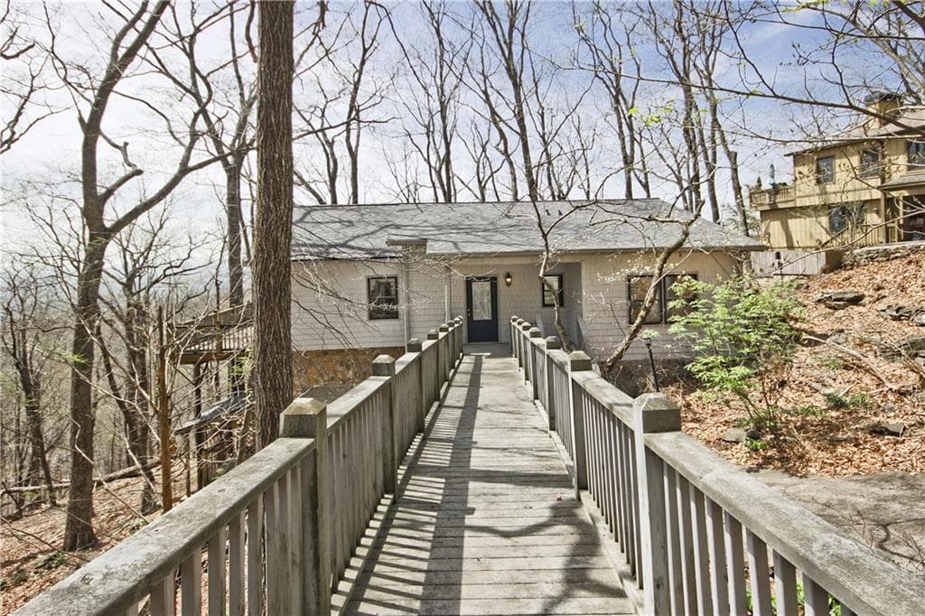 2 bedroom, 2 bathroom single family residence sold at 193 Valley View Trail, Jasper, GA 30143