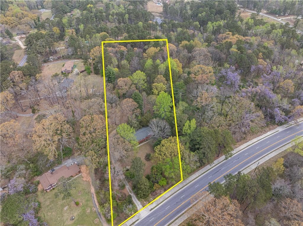 3 bedroom, 3 bathroom other under contract at 5655 CAMPBELLTON Road, Atlanta, GA 30331 — photo 3