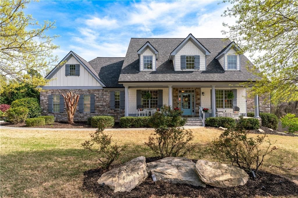 5 bedroom, 4 bathroom single family residence sold at 2616 Alexis Way, Monroe, GA 30656
