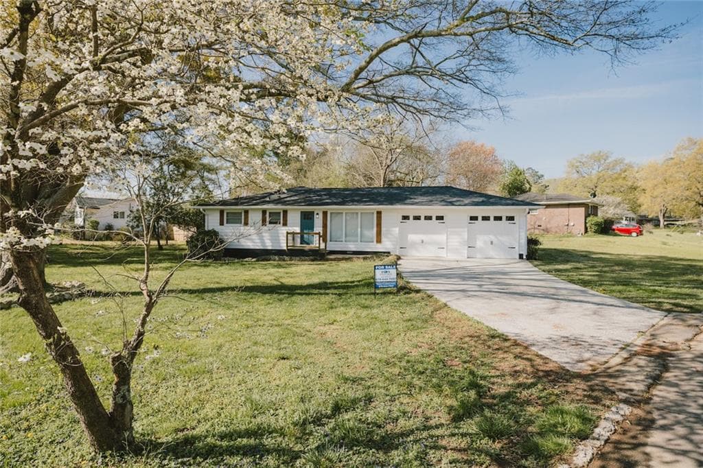 4 bedroom, 2 bathroom single family residence sold at 15 Van Tassel Drive, Lindale, GA 30147