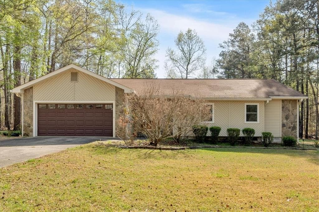 3 bedroom, 2 bathroom single family residence sold at 4670 Sundridge Trail, Fairburn, GA 30213