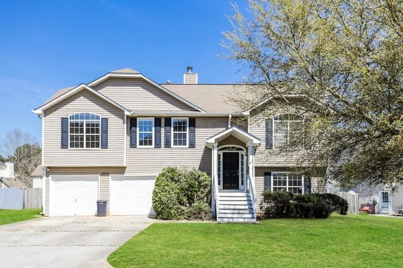 10670 Day Lily Drive, Hampton, GA 30228 — most recent listing photo