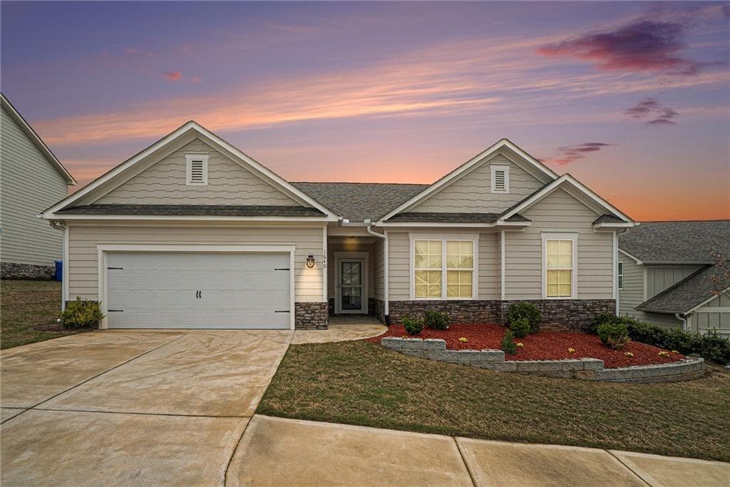 4 bedroom, 2 bathroom, 1,962 sq ft single family residence for sale at 1640 Andalusian Way, Conyers, GA 30012
